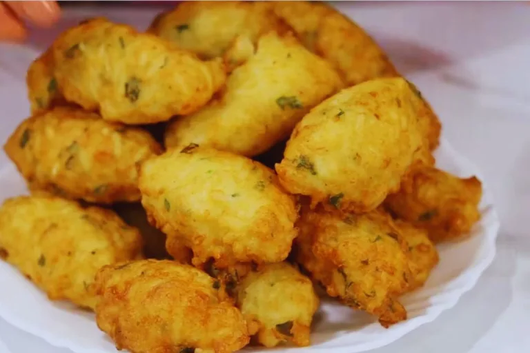 Bolinho de Arroz Simples: Perfeito para Aproveitar Sobras de Arroz
